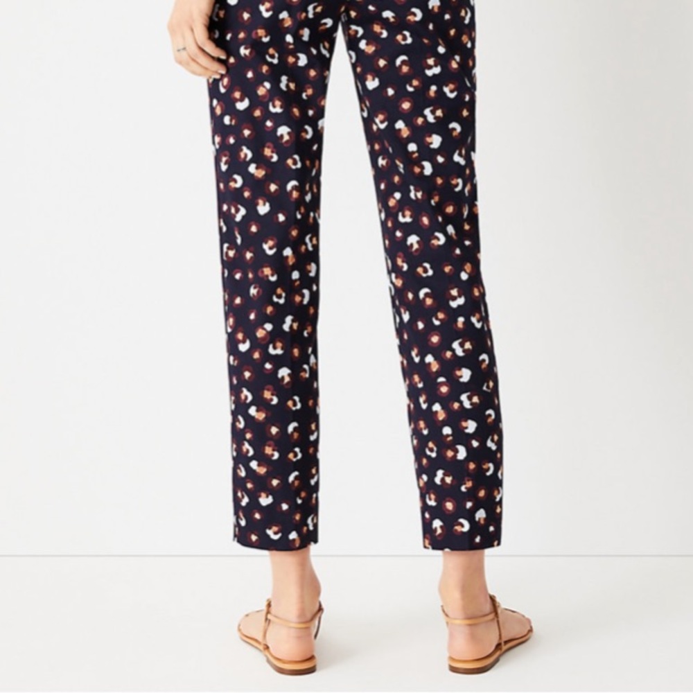 NWT Animal Print Cotton Crop Pant Ann Taylor - Picture 3 of 8